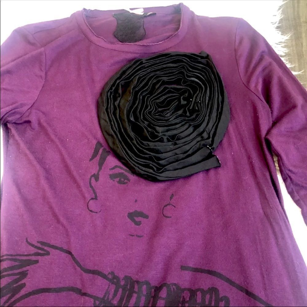 Forever 21 Lady Top - Picture 3 of 5